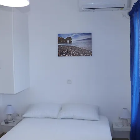 Ateni House Garden Appartement