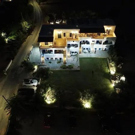 Ateni House Garden Áyios Pétros